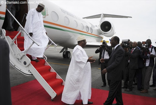 ACHAT DE L’AVION PRÉSIDENTIEL ET DES ÉQUIPEMENTS MILITAIRES        