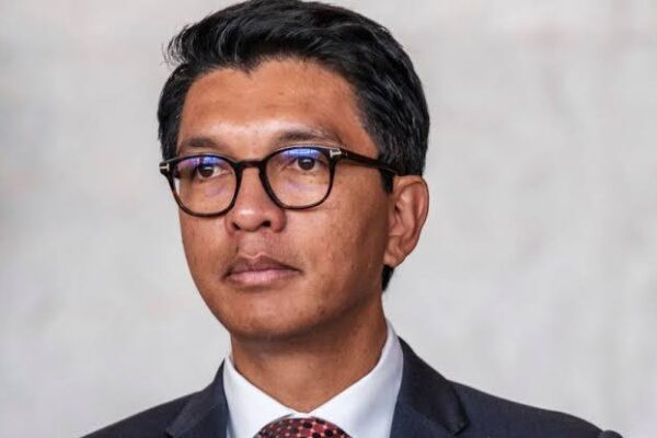 Madagascar : L’eau, le feu, le sang…l’impasse ?